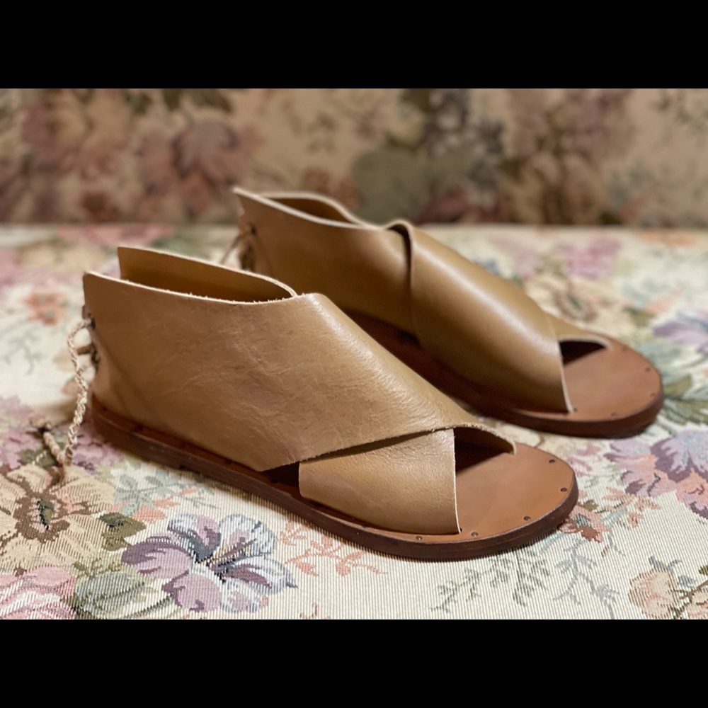 Beek Brown Sandals